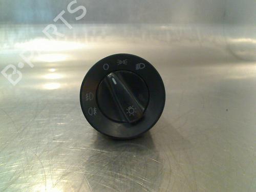 Used Headlight switch Headlight switch VW GOLF IV (1J1) 1.8 T (150 hp) 34677905 34677905