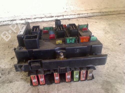 Used Fuse box Fuse box CITROËN XSARA (N1) 1.6 16V (109 hp) 34672240 34672240