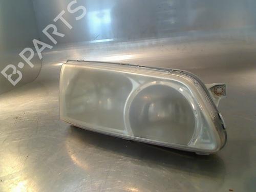 Used Right headlight Right headlight HYUNDAI H100 Bus (P) 2.5 D (75 hp) 34678639 34678639