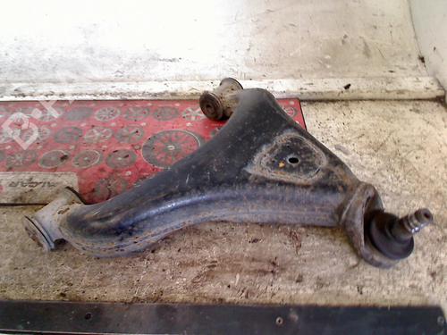 Used Right front suspension arm Right front suspension arm MERCEDES-BENZ SPRINTER 2-t Van (B901, B902) 212 D (901.461, 901.462, 902.461, 902.462) (122 hp) 34661738 34661738