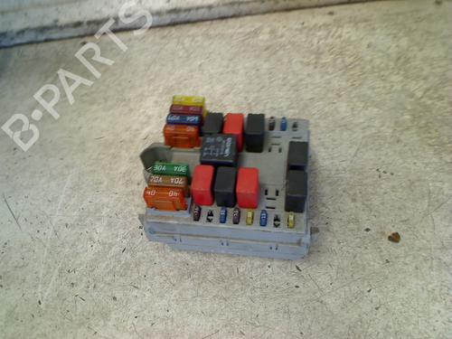 Used Fuse box Fuse box FIAT PUNTO (188_) 1.9 JTD 80 (188.237, .257, .337, .357) (80 hp) 34671656 34671656