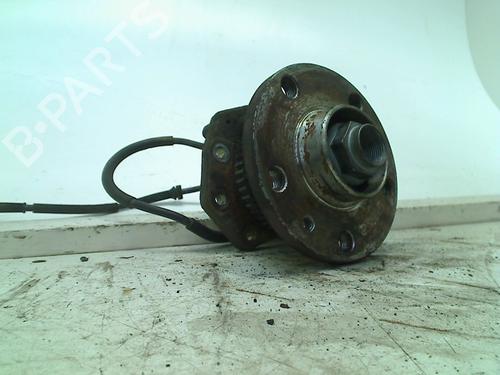 Used Right rear steering knuckle Right rear steering knuckle RENAULT ESPACE III (JE0_) 3.0 (JE0D) (167 hp) 34650758 34650758
