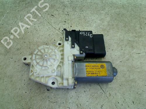 Elevador vidro trás esquerdo Elevador vidro trás esquerdo VW GOLF IV (1J1) 1.9 TDI (110 hp) 34675959 34675959