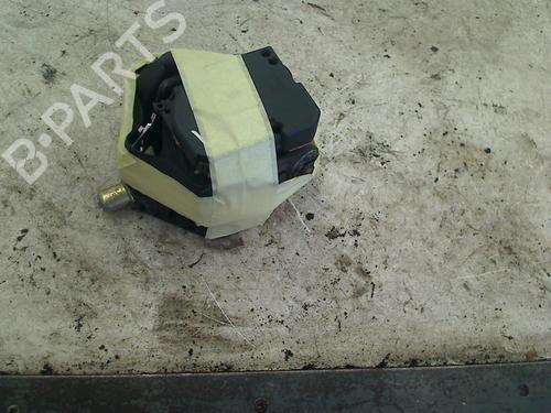 front-left-seatbelt-smart-city-coupe-450-1998-1999-2000-2001-2002-2003-2004-34656361 main image