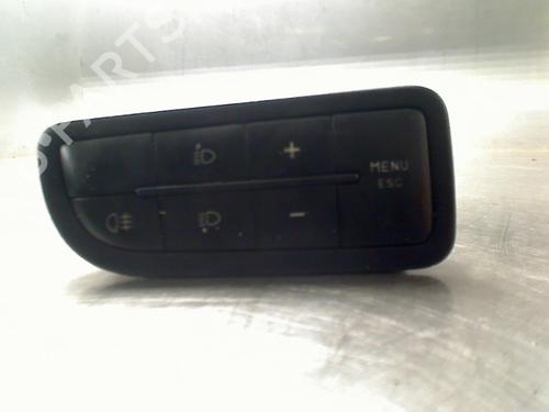 Used Headlight switch Headlight switch PEUGEOT BIPPER (AA_) 1.4 HDi (68 hp) 34686123 34686123