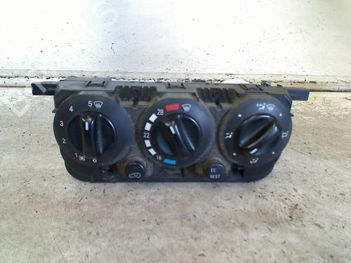 climate-control-mercedes-benz-vaneo-414-2002-2003-2004-2005-34664932 main image