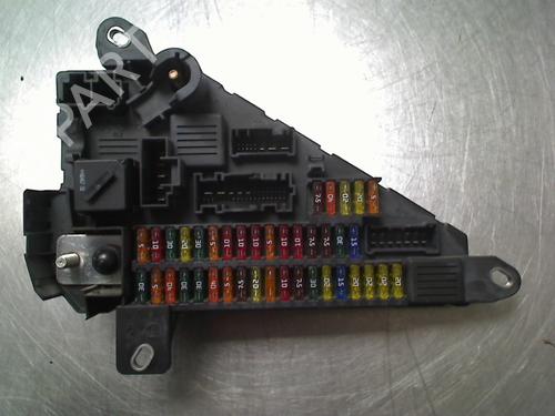 Used Fuse box Fuse box BMW 5 Touring (E61) 520 d (150 hp) 34688767 34688767