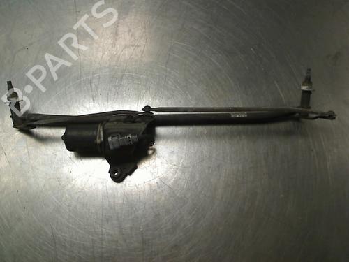 Used Front wiper motor Front wiper motor RENAULT MASTER II Van (FD) 2.2 dCI 90 (FD0G, FD0N, FD2G, FD2N, FD3G, FD3N) (90 hp) 34690425 34690425