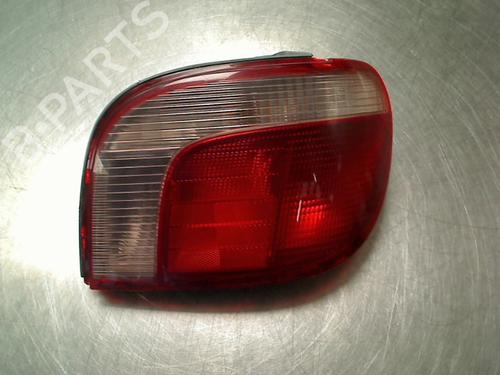 Used Right taillight Right taillight TOYOTA YARIS (_P1_) 1.0 (SCP10_, SCP10R) (68 hp) 34688544 34688544