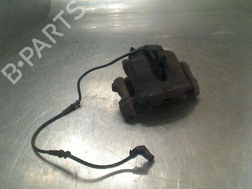 Used Right front brake caliper Right front brake caliper MERCEDES-BENZ CLK Convertible (A208) CLK 200 (208.435) (136 hp) 34682609 34682609