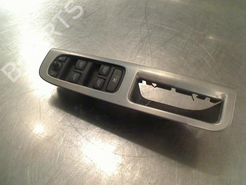 Used Switch Switch VOLVO V50 (545) 2.4 (140 hp) 34682551 34682551