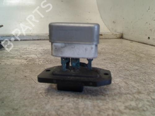 Used Heater resistor Heater resistor MAZDA DEMIO (DW) 1.3 16V (DW3W, DW19) (63 hp) 34664690 34664690