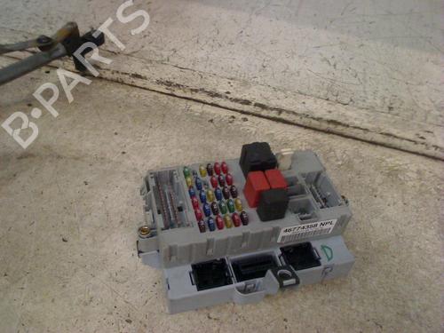 Used Fuse box Fuse box FIAT PUNTO (188_) 1.2 60 (188.030, .050, .130, .150, .230, .250) (60 hp) 34670638 34670638