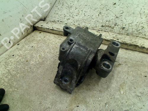 Used Engine mount Engine mount VW CADDY III MPV (2KB, 2KJ, 2CB, 2CJ) 1.6 (102 hp) 34674029 34674029