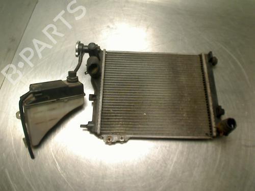Used Water radiator Water radiator HYUNDAI GETZ (TB) 1.1 (67 hp) 34686543 34686543