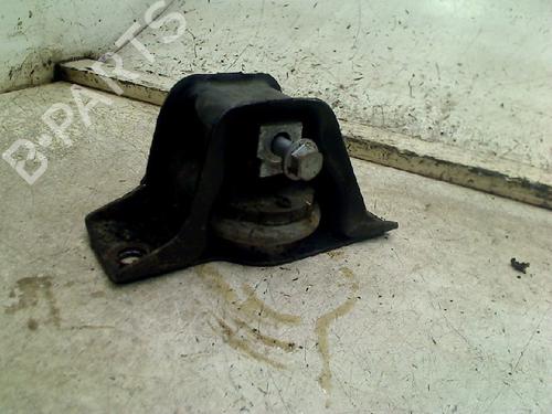 Used Engine mount Engine mount RENAULT CLIO III (BR0/1, CR0/1) 1.5 dCi (C/BR0G, C/BR1G) (68 hp) 34674004 34674004