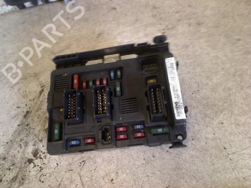 Used Fuse box Fuse box PEUGEOT 206 Hatchback (2A/C) 1.4 i (75 hp) 34670866 34670866