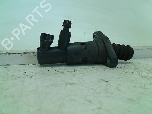 Used Clutch slave cylinder Clutch slave cylinder SKODA FABIA I (6Y2) 1.4 (68 hp) 34650823 34650823