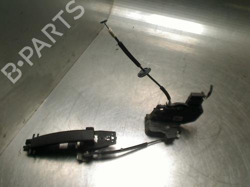 Used Front right exterior door handle Front right exterior door handle LAND ROVER DISCOVERY III (L319) 2.7 TD 4x4 (190 hp) 34686205 34686205