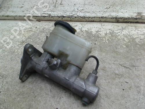 brake-master-cylinder-toyota-corolla-compact-_e11_-1997-1998-1999-2000-2001-2002-34664280 main image