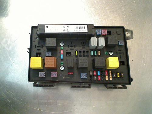 Used Fuse box Fuse box 34679568 34679568