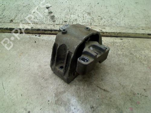 Used Engine mount Engine mount FORD FIESTA V (JH_, JD_) 1.4 TDCi (68 hp) 34674403 34674403