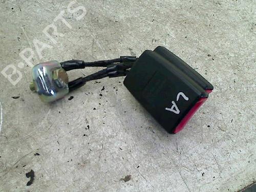 Engate do cinto Engate do cinto VW POLO IV (9N_, 9A_) 1.4 16V (75 hp) 34654059 34654059