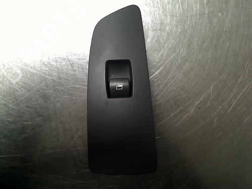 switch-bmw-1-e87-2003-2004-2005-2006-2007-2008-2009-2010-2011-2012-2013-34689324 main image