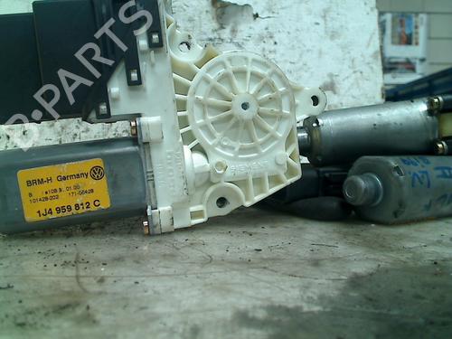 Elevador vidro trás direito Elevador vidro trás direito VW GOLF IV (1J1) 1.9 TDI (110 hp) 34650520 34650520