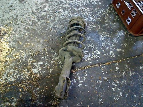 Used Right front shock absorber Right front shock absorber VW POLO (6N2) 1.4 16V (75 hp) 34663821 34663821