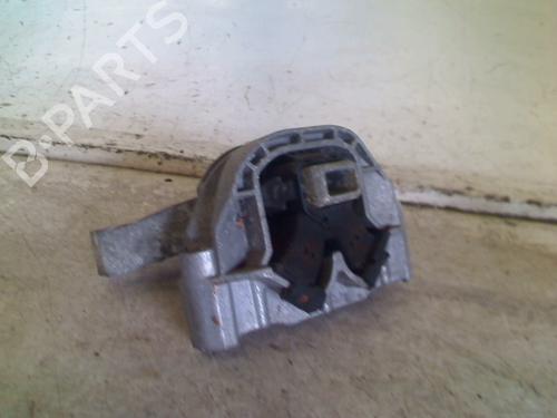 Used Engine mount Engine mount CITROËN C3 I (FC_, FN_) 1.4 i (73 hp) 34668467 34668467