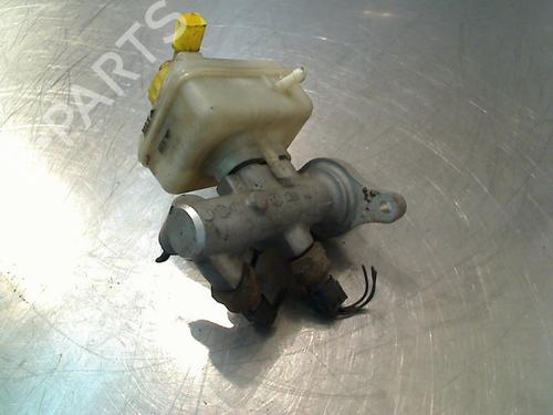 Used Brake master cylinder Brake master cylinder VW NEW BEETLE (9C1, 1C1) 2.0 (115 hp) 34678425 34678425