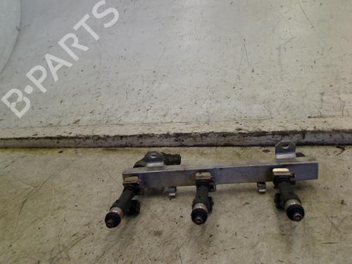 injection-rail-opel-corsa-c-x01-2000-2001-2002-2003-2004-2005-2006-2007-2008-2009-34672604 main image