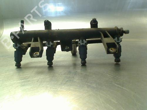 Used Injection rail Injection rail CITROËN XSARA PICASSO (N68) 1.6 (95 hp) 34691824 34691824