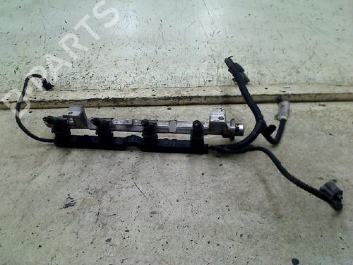 injection-rail-ford-focus-ii-da_-hcp-dp-2004-2005-2006-2007-2008-2009-2010-2011-2012-2013-34673791 main image