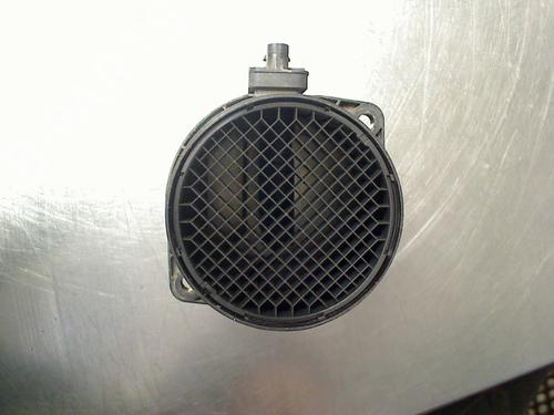 Mass air flow sensor VW CRAFTER 30-50 Van (2E_) 2.0 TDI | BP35783832M95 - Image 4