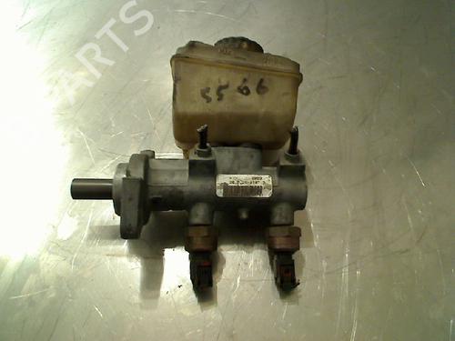 Used Brake master cylinder Brake master cylinder MERCEDES-BENZ M-CLASS (W163) ML 270 CDI (163.113) (163 hp) 34676739 34676739