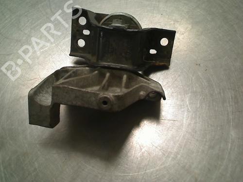 Used Engine mount Engine mount RENAULT MODUS / GRAND MODUS (F/JP0_) 1.6 (JP03, JP0B, JP0U, JP0Y, JP1G) (112 hp) 34689381 34689381