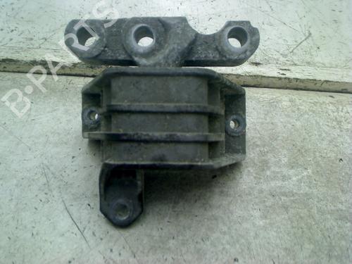 Used Engine mount Engine mount OPEL VECTRA C Estate (Z02) 2.2 direct (F35) (155 hp) 34671451 34671451