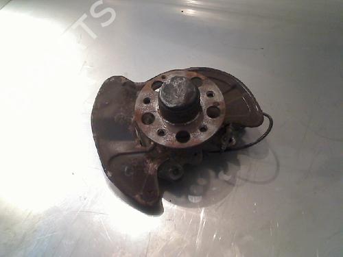 Used Left front steering knuckle Left front steering knuckle MERCEDES-BENZ C-CLASS (W203) C 220 CDI (203.006, 203.008) (143 hp) 34676511 34676511