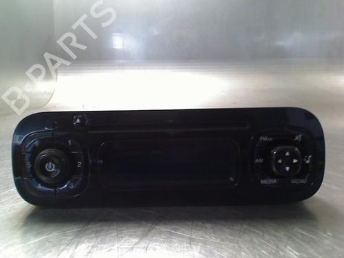 Used Radio Radio FIAT PANDA (312_, 319_) 0.9 (312PXH1A) (65 hp) 34687051 34687051
