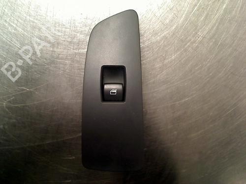 switch-bmw-1-e87-2003-2004-2005-2006-2007-2008-2009-2010-2011-2012-2013-34689450 main image