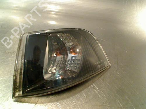 Used Left front indicator Left front indicator VOLVO V40 Estate (645) 1.8 (122 hp) 34679758 34679758