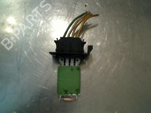 Used Heater resistor Heater resistor MERCEDES-BENZ SPRINTER 3-t Bus (B903) 316 CDI (903.671, 903.672, 903.673) (156 hp) 34677555 34677555