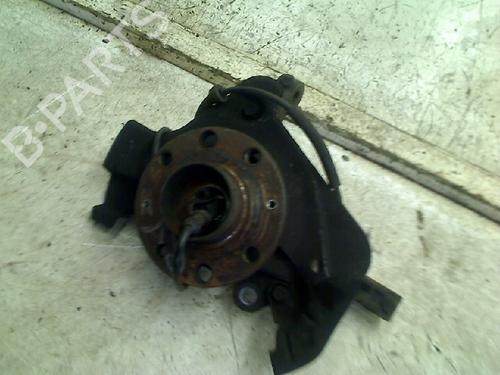 Used Right front steering knuckle Right front steering knuckle FIAT GRANDE PUNTO (199_) 1.4 (199AXB11, 199AXB1A, 199BXB1A, 199AXL1A) (77 hp) 34676002 34676002