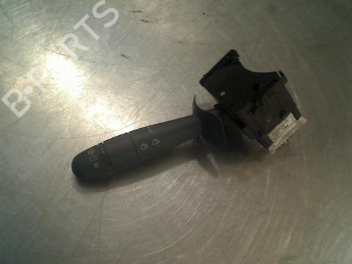 Comutador piscas / escovas Comutador piscas / escovas RENAULT TRAFIC II Van (FL) 2.0 dCi 115 (FL01, FL0U, FL00, FL0H, FL0M) (114 hp) 34682750 34682750