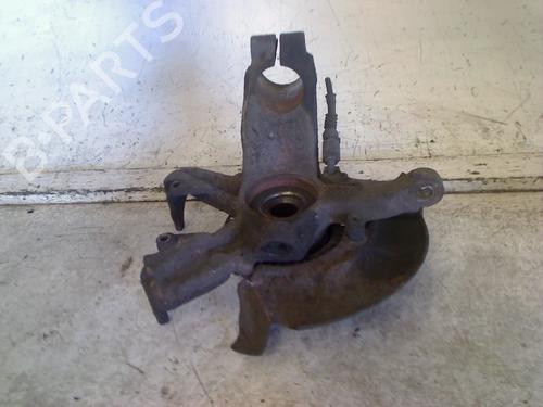 Used Right front steering knuckle Right front steering knuckle VW GOLF IV (1J1) 1.8 (125 hp) 34672439 34672439