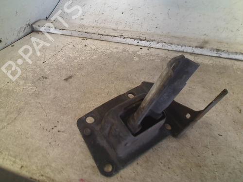 Used Engine mount Engine mount CITROËN C3 I (FC_, FN_) 1.1 i (60 hp) 34667252 34667252