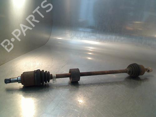 Used Right front driveshaft Right front driveshaft FIAT GRANDE PUNTO (199_) 1.4 (199AXB11, 199AXB1A, 199BXB1A, 199AXL1A) (77 hp) 34677986 34677986