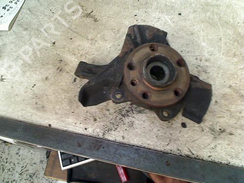 Used Left front steering knuckle Left front steering knuckle PEUGEOT EXPERT Van (222) 1.9 D 70 (69 hp) 34657572 34657572